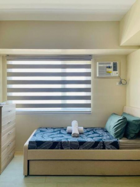 * *I2 Sleek City Haven